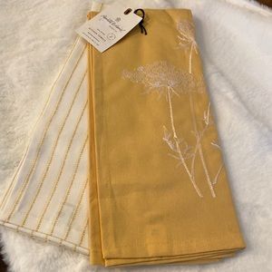 Hearth & Hand Magnolia Kitchen Towels set of 2 NWT